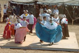 folk dancing Panama – Best Places In The World To Retire – International Living